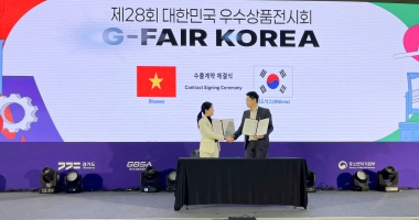 Blue Sea ký kết hợp tác chiến lược phân phối máy chăm sóc da Aurora Plus tại Việt Nam